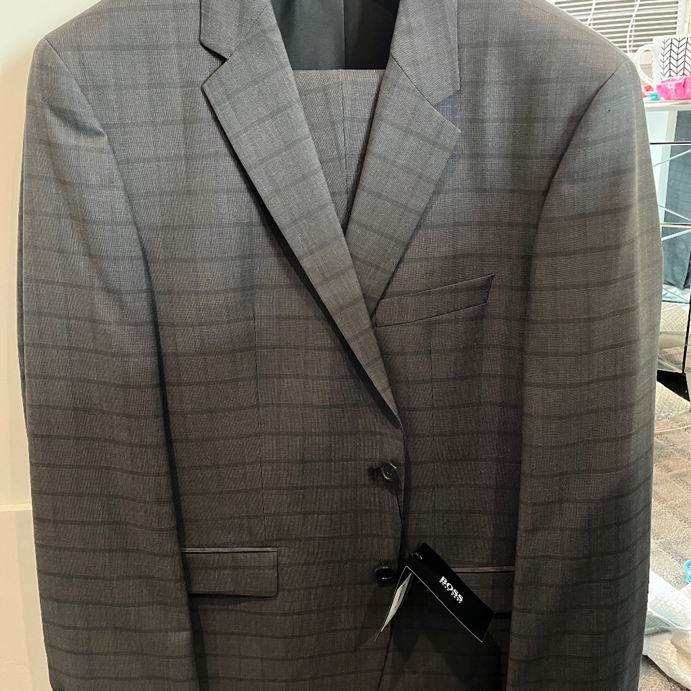 HUGO BOSS 3 Pc Mens Suit